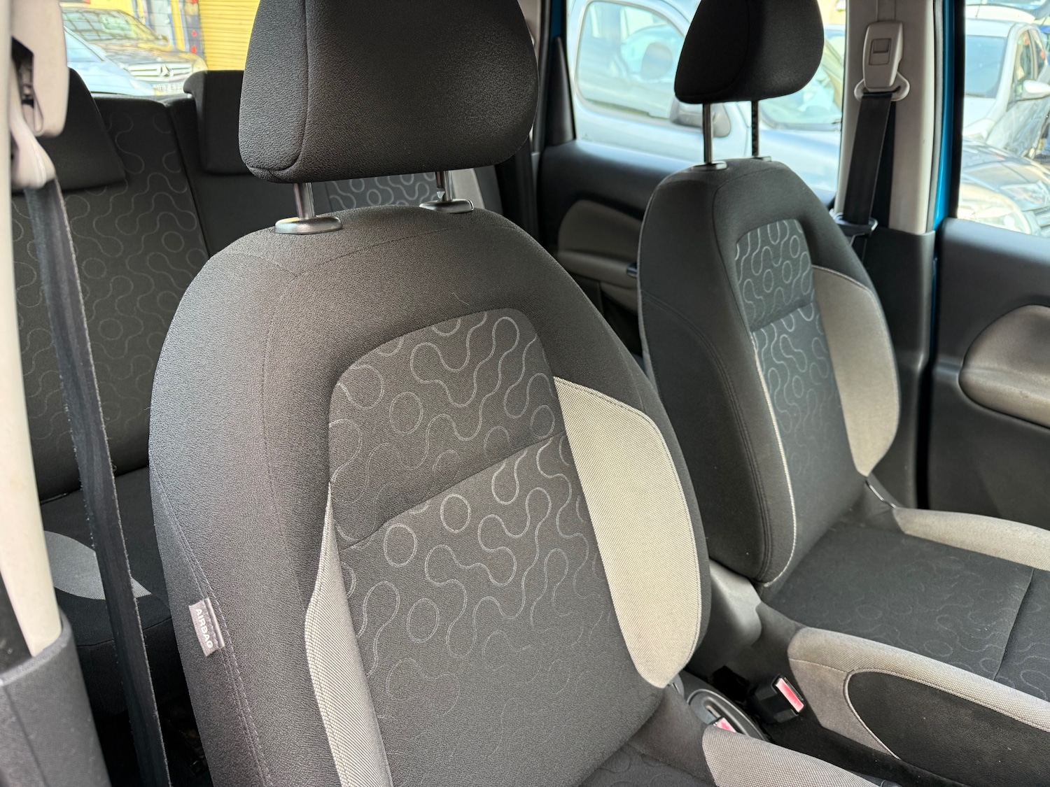 Used Citroen C3 Picasso 2010 for sale - 76712254: Photo 10