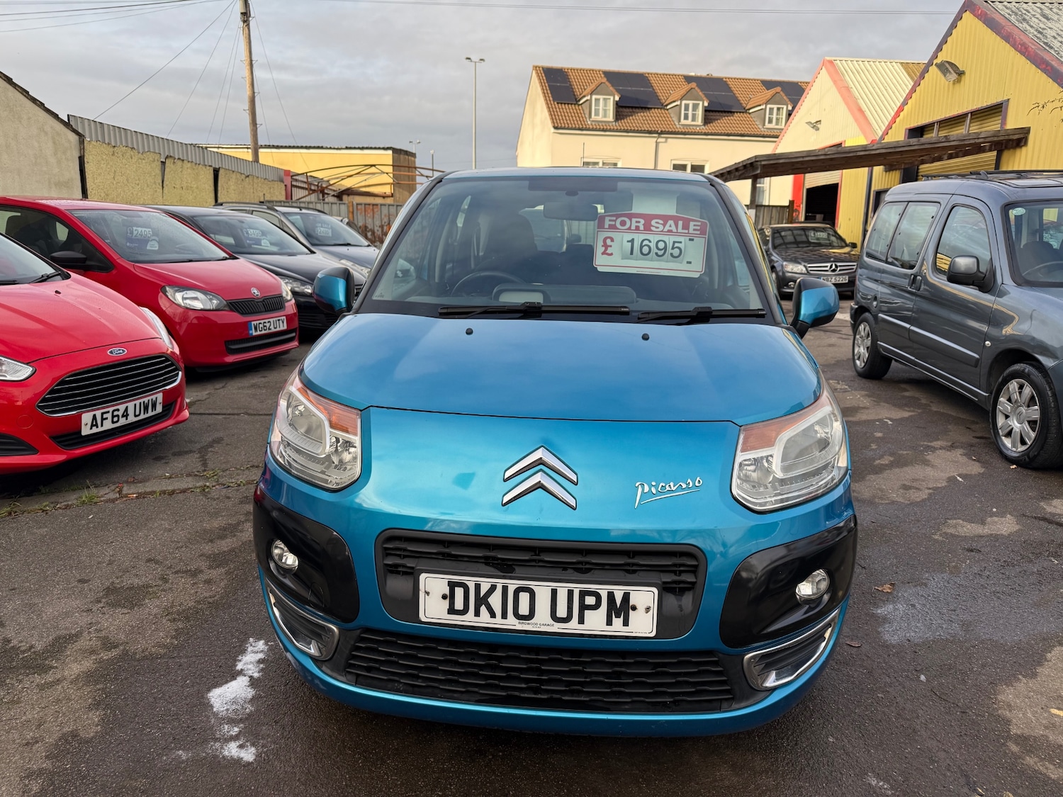 Used Citroen C3 Picasso 2010 for sale - 76712254: Photo 2