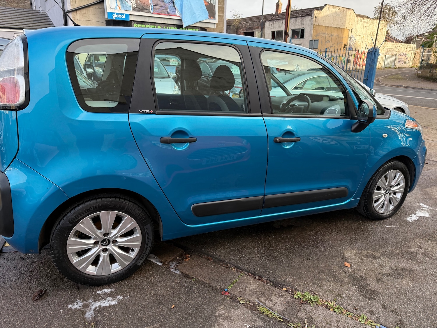 Used Citroen C3 Picasso 2010 for sale - 76712254: Photo 8