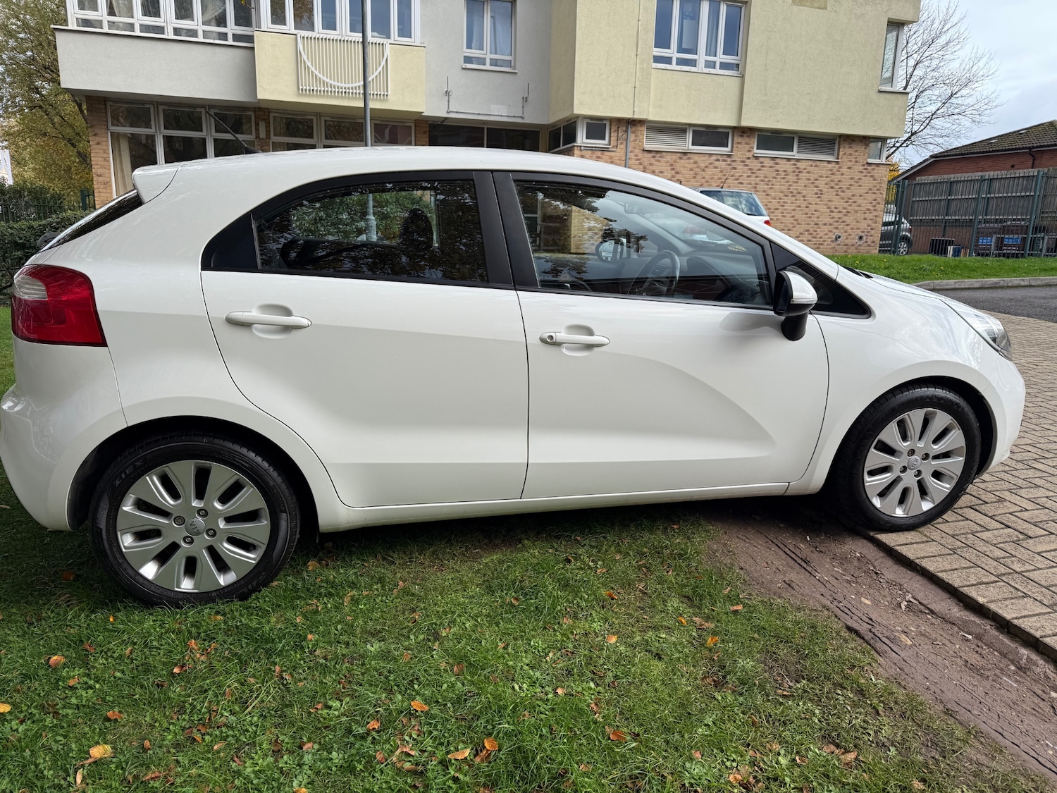 Used Kia Rio 2013 for sale - 76450396: Photo 7