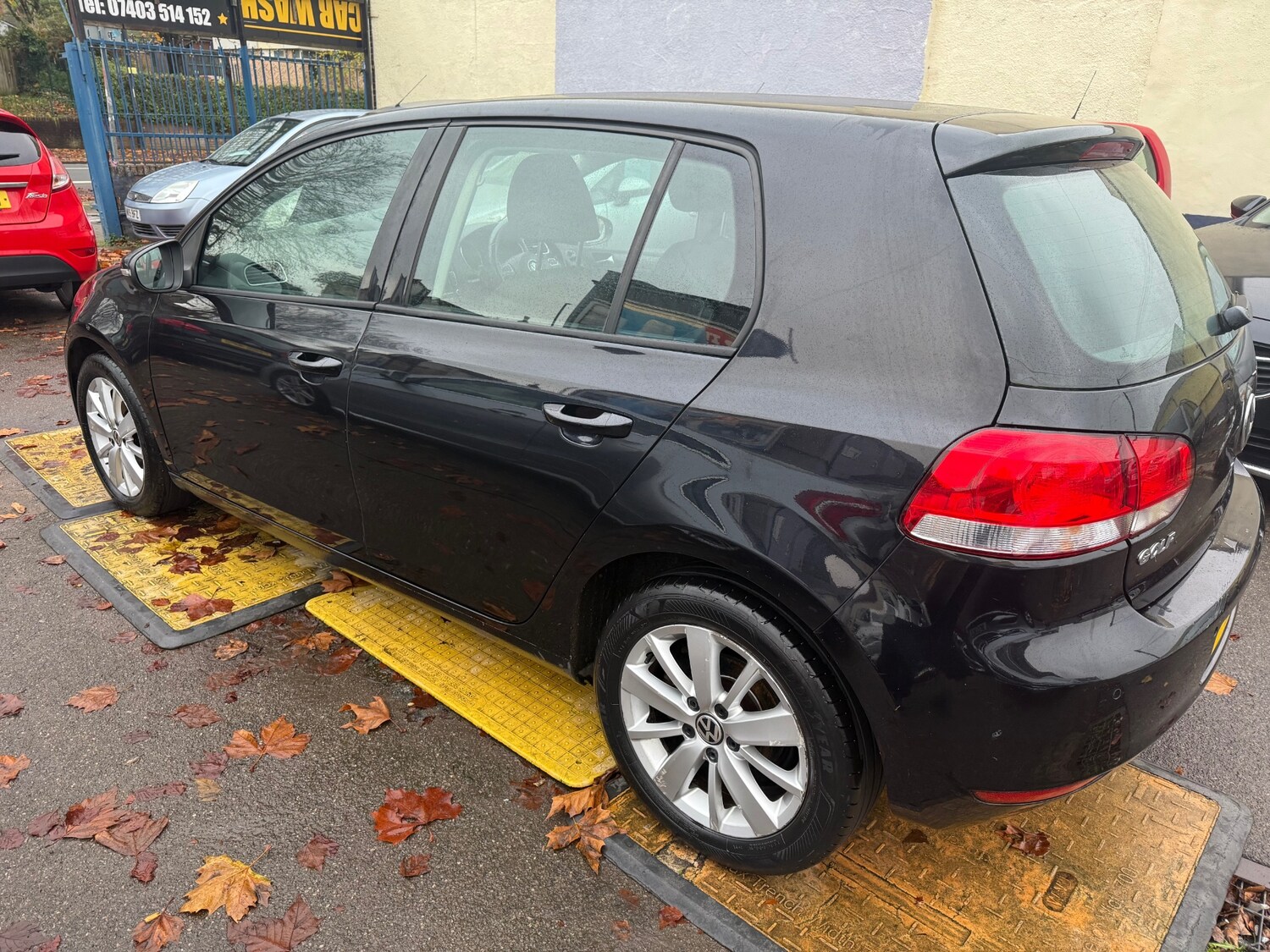 Used Volkswagen Golf 2010 for sale - 76596645: Photo 4