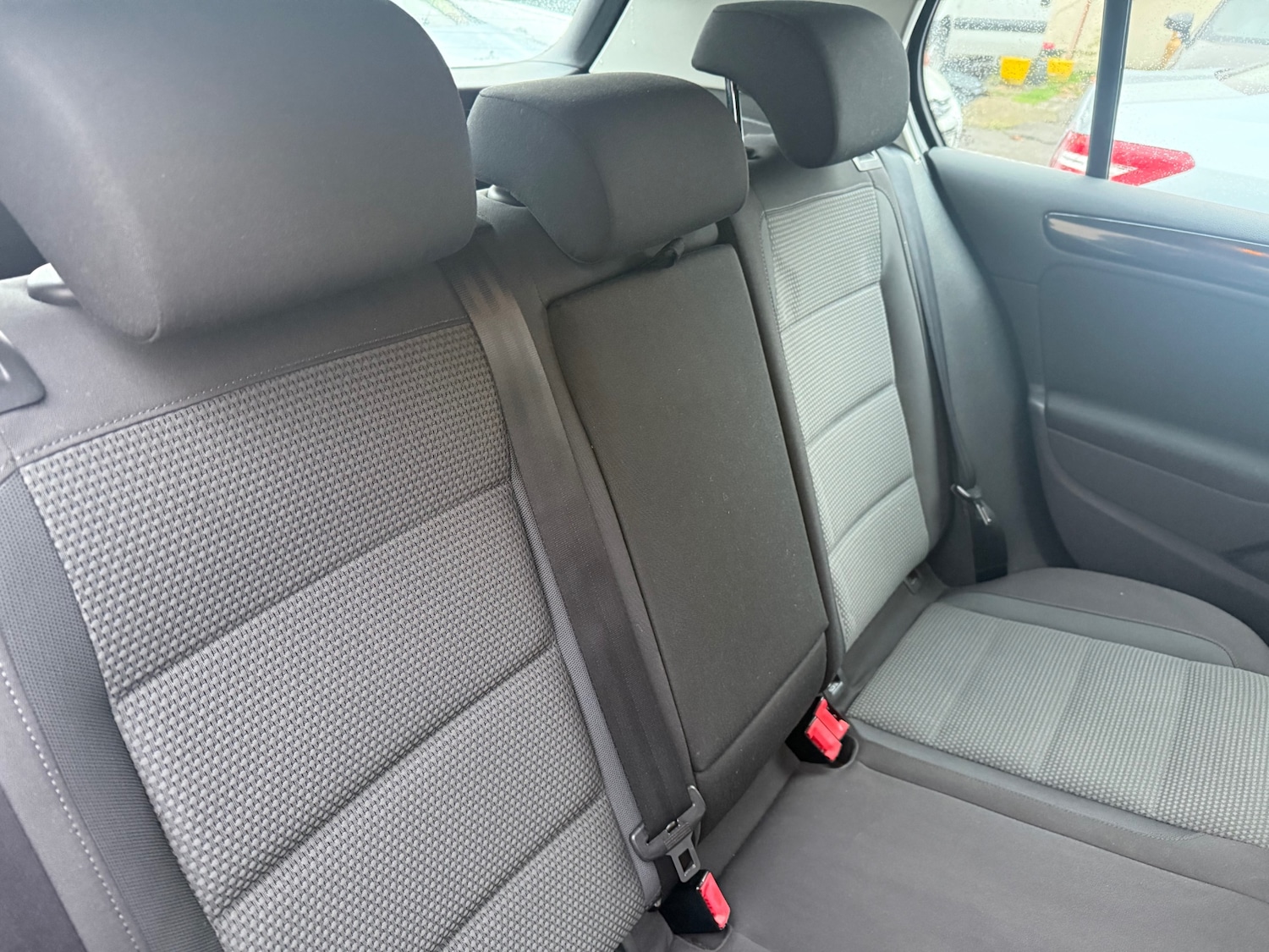 Used Volkswagen Golf 2010 for sale - 76596645: Photo 7