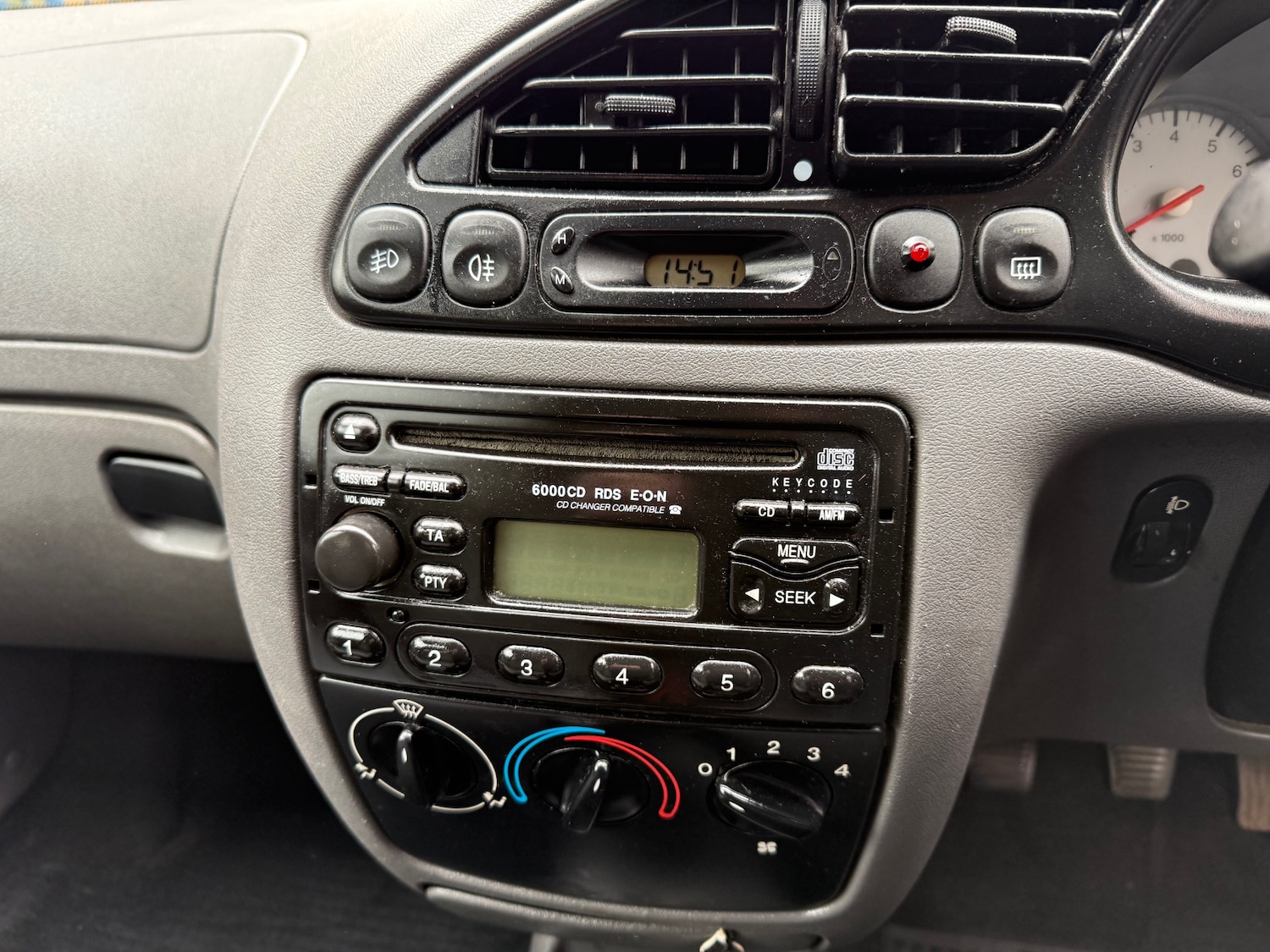 Used Ford Fiesta 1999 for sale - 78103794: Photo 7