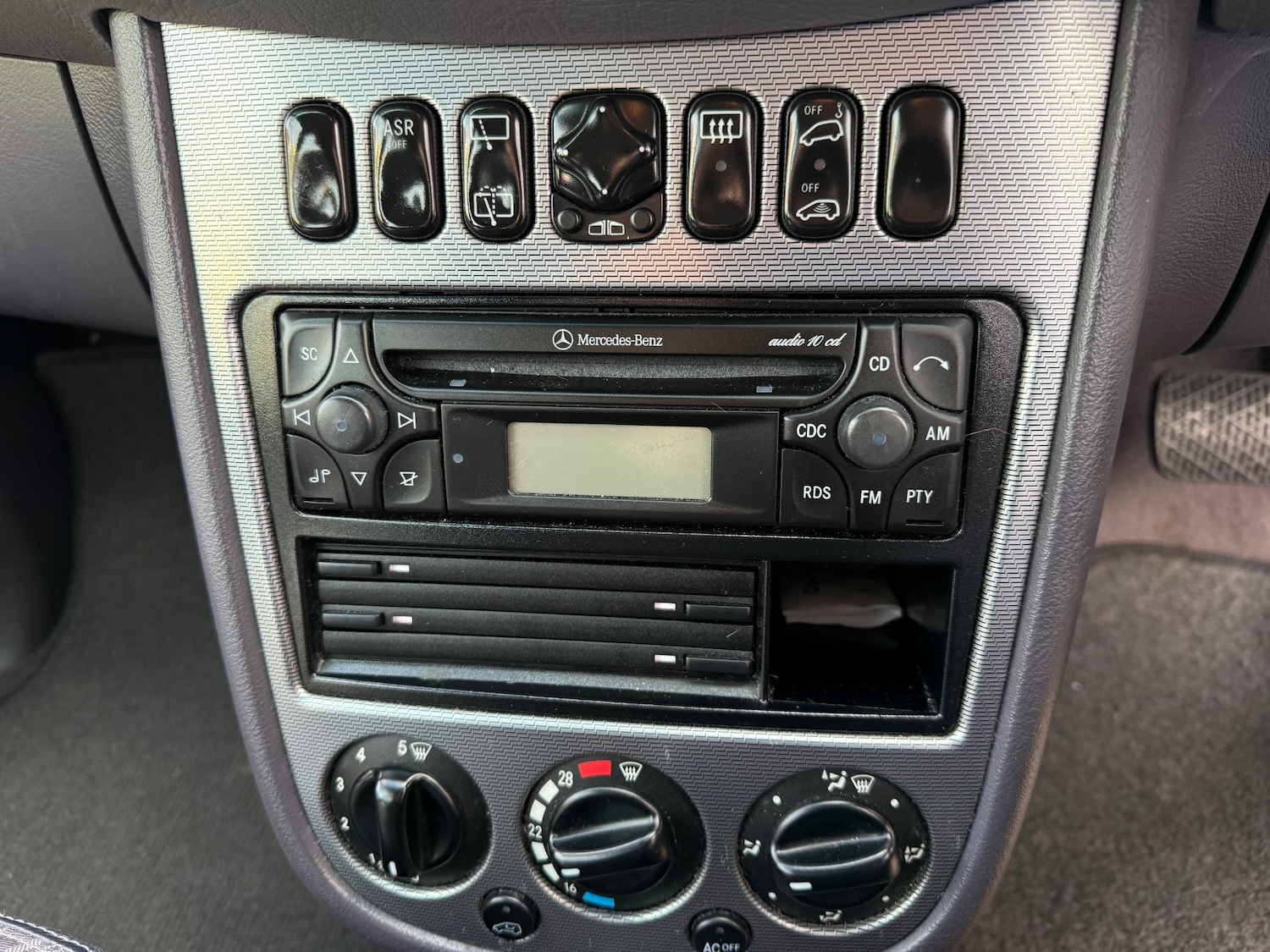 Used Mercedes-Benz A-Class 2004 for sale - 77880912: Photo 10