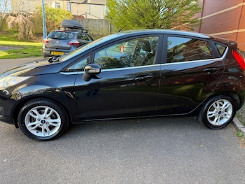 Used Ford Fiesta 2014 for sale - 78111642: Photo