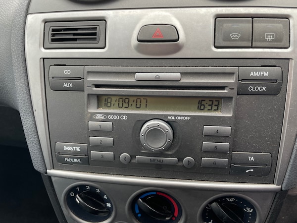 Used Ford Fiesta 2007 for sale - 76263854: Photo 14