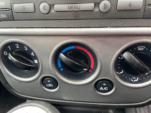 Used Ford Fiesta 2007 for sale - 76263854: Photo 15