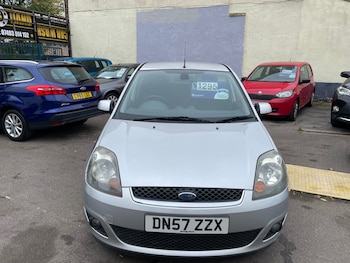 Used Ford Fiesta 2007 for sale - 76263854: Photo 2