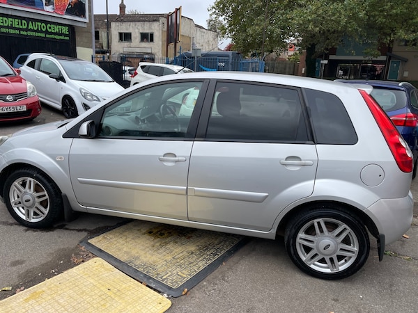 Used Ford Fiesta 2007 for sale - 76263854: Photo 4