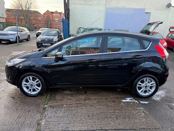 Used Ford Fiesta 2014 for sale - 76933400: Photo