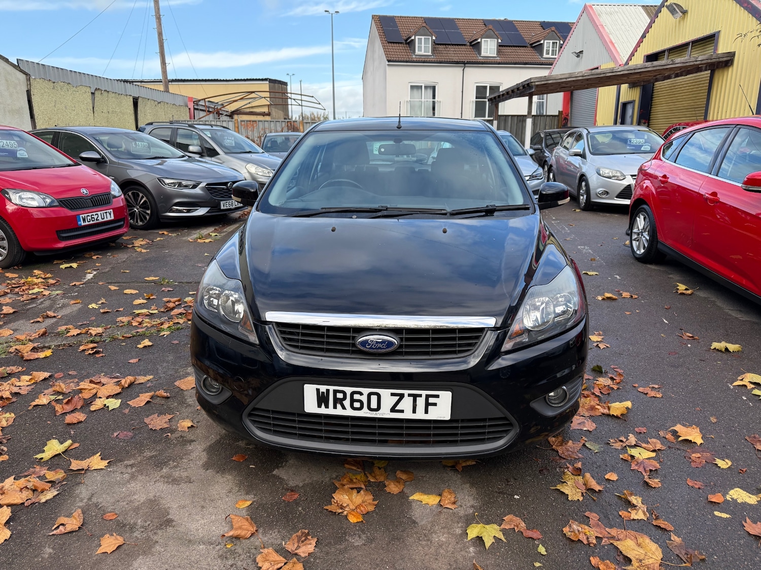 Used Ford Focus 2010 for sale - 76436863: Photo 2