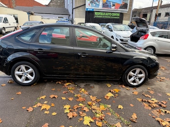 Used Ford Focus 2010 for sale - 76436863: Photo