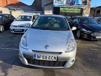 Used Renault Clio 2009 for sale - 76655644: Photo