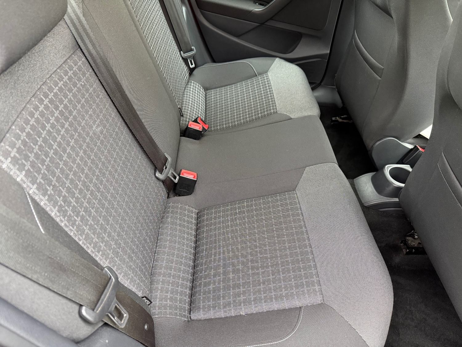 Used Volkswagen Polo 2015 for sale - 77779852: Photo 10