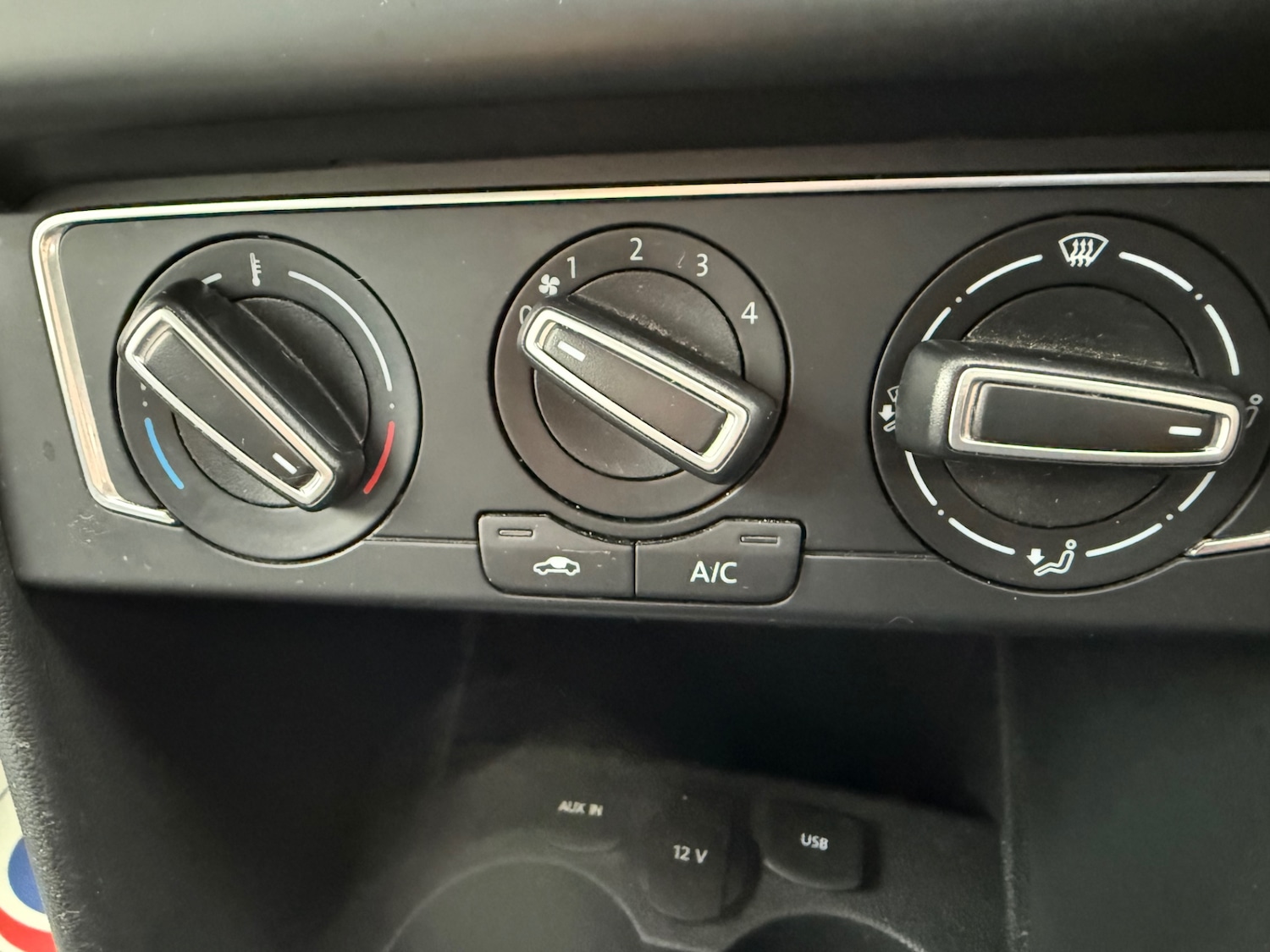 Used Volkswagen Polo 2015 for sale - 77779852: Photo 17