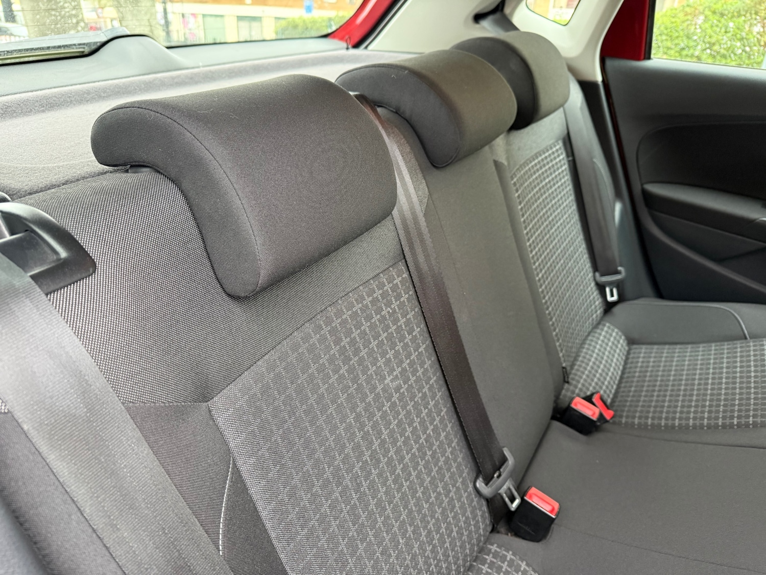 Used Volkswagen Polo 2015 for sale - 77779852: Photo 9