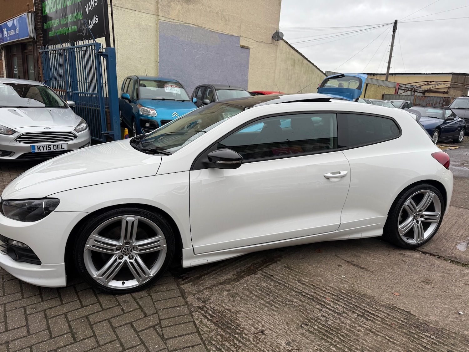 Used Volkswagen Scirocco 2009 for sale - 77201145: Photo 4