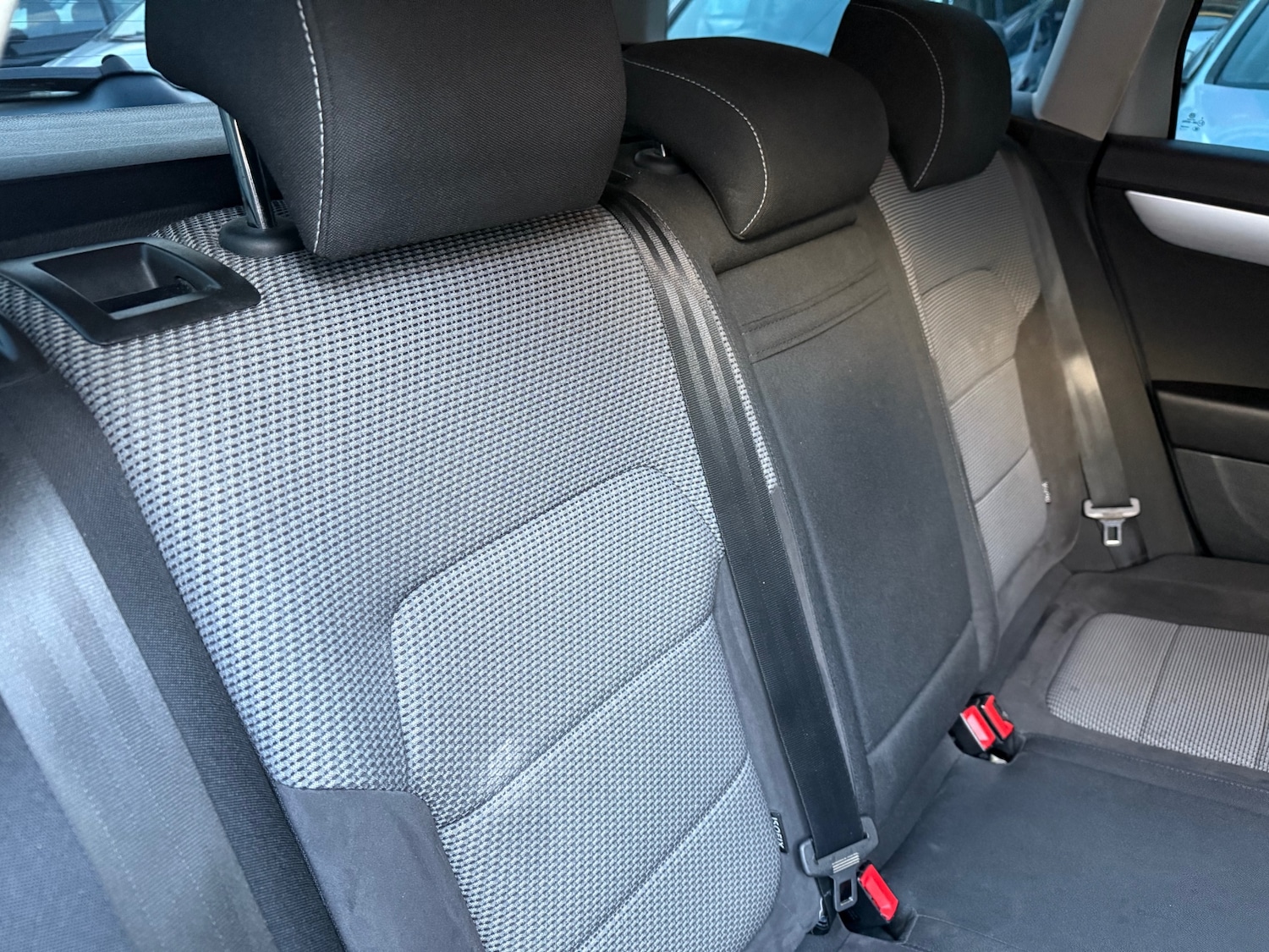 Used Volkswagen Passat 2013 for sale - 76848559: Photo 9