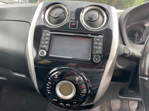 Used Nissan Note 2015 for sale - 75337818: Photo 11
