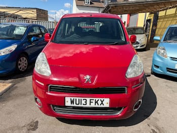Used Peugeot Partner Tepee 2013 for sale - 79620303: Photo