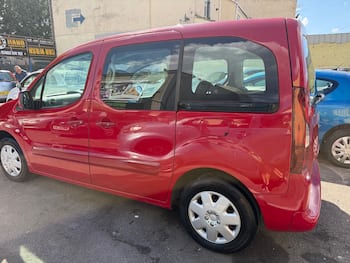 Used Peugeot Partner Tepee 2013 for sale - 79620303: Photo
