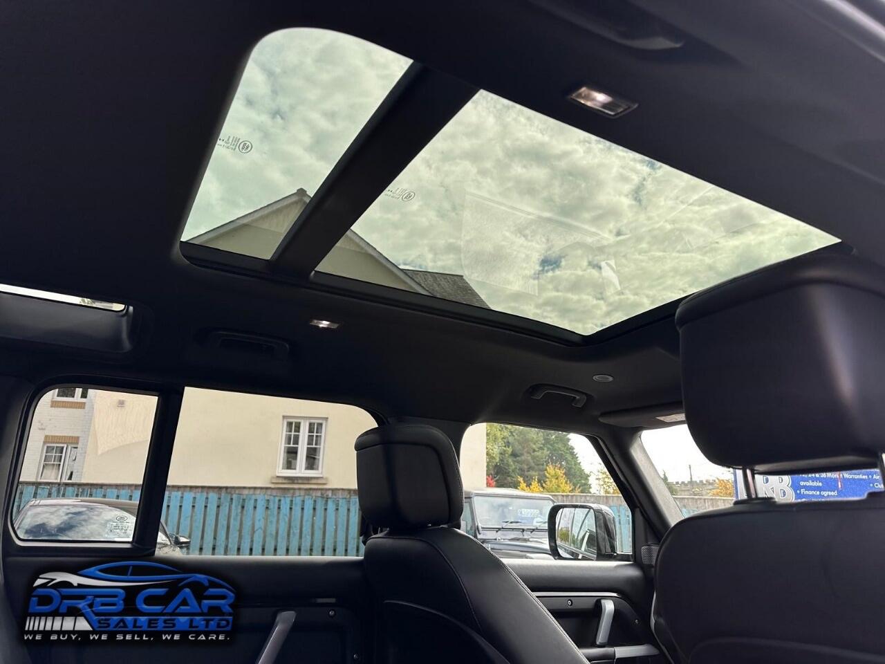 Used Land Rover Defender 2022 for sale - 76573434: Photo 17