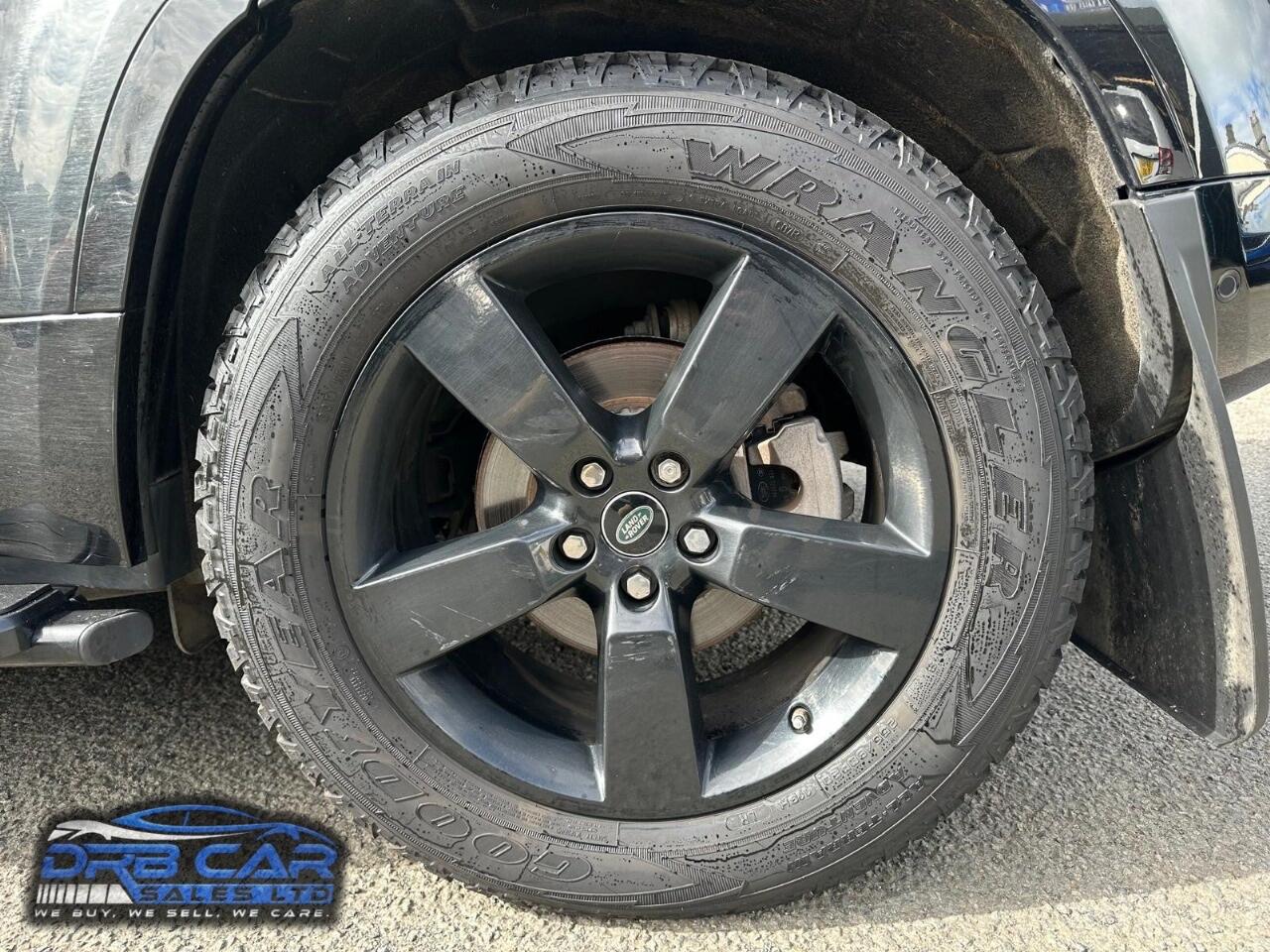 Used Land Rover Defender 2022 for sale - 76573434: Photo 34