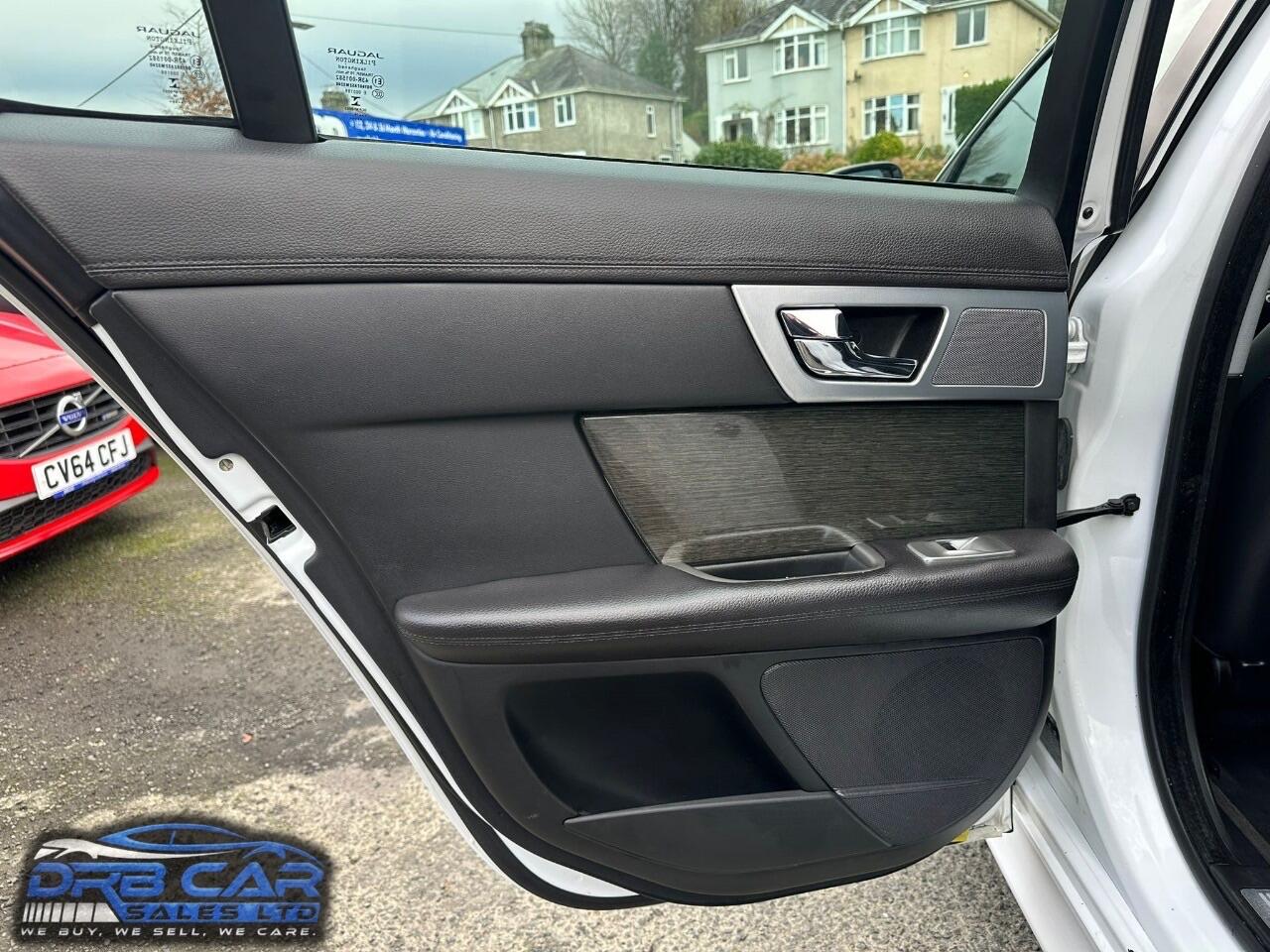 Used Jaguar XF 2014 for sale - 76607064: Photo 25