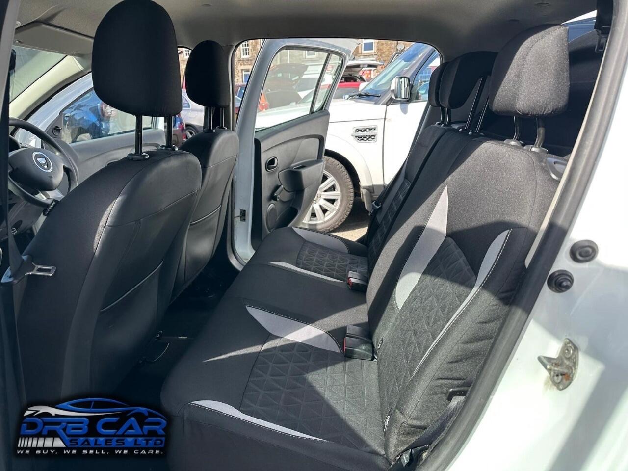 Used Dacia Sandero Stepway 2014 for sale - 76060308: Photo 16