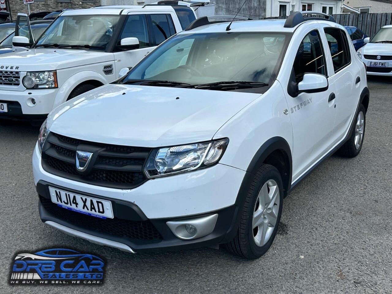 Used Dacia Sandero Stepway 2014 for sale - 76060308: Photo 3