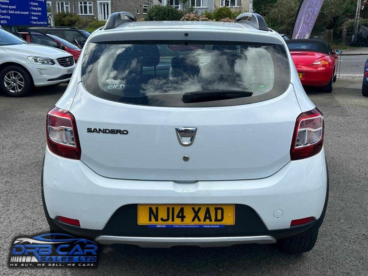 Used Dacia Sandero Stepway 2014 for sale - 76060308: Photo 5