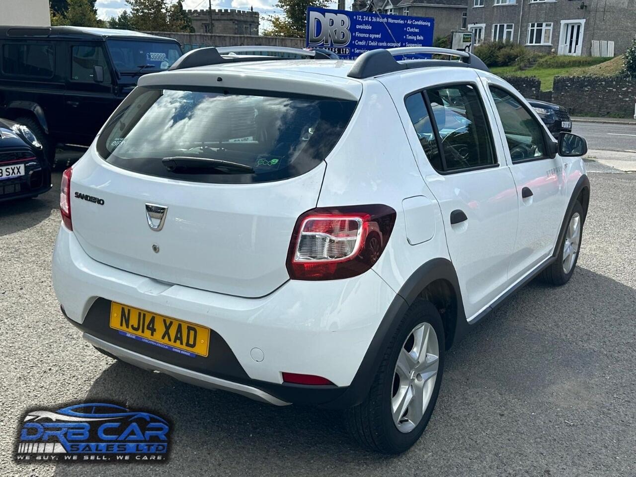Used Dacia Sandero Stepway 2014 for sale - 76060308: Photo 6