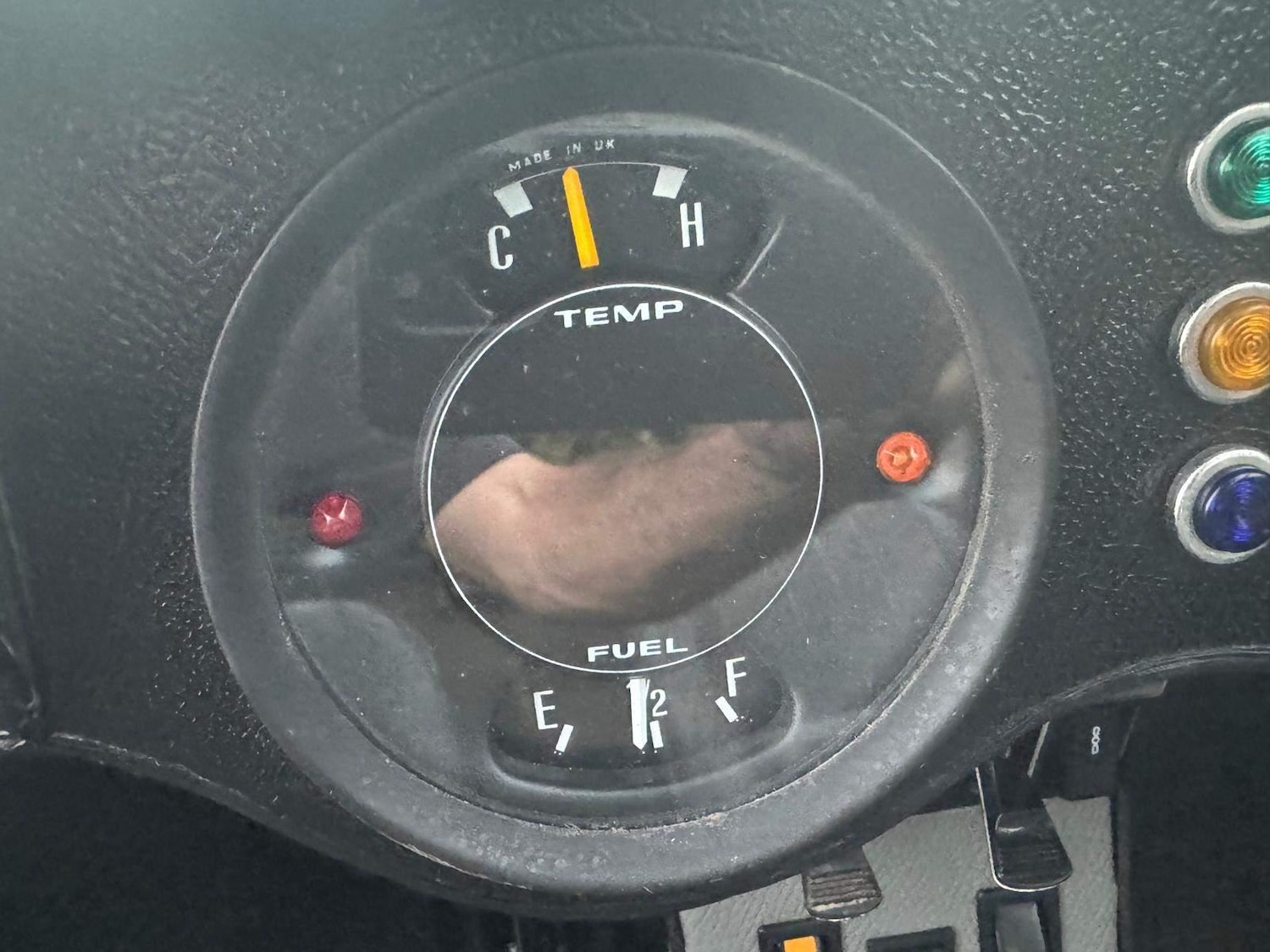 Vehicle 33