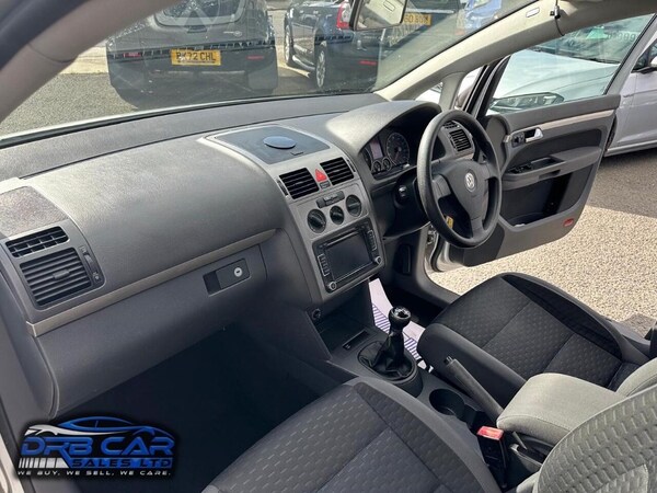 Used Volkswagen Touran 2009 for sale - 76179297: Photo 16