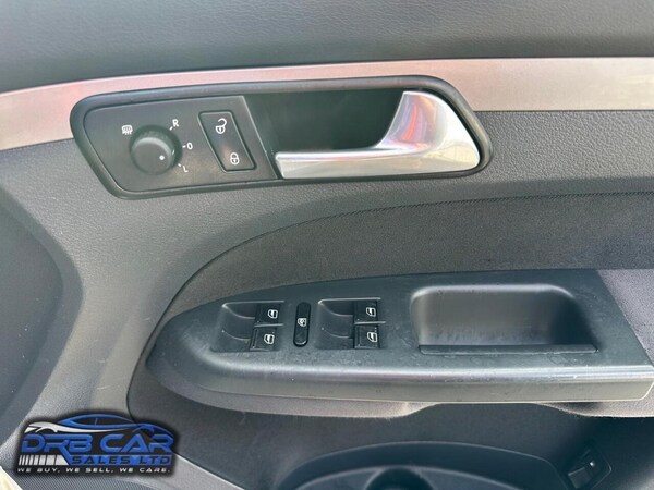 Used Volkswagen Touran 2009 for sale - 76179297: Photo 24
