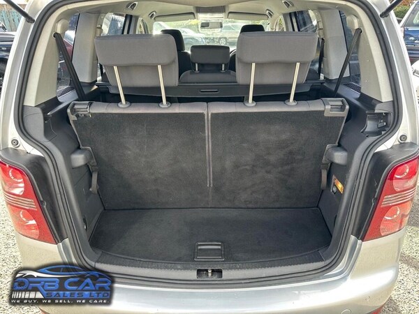 Used Volkswagen Touran 2009 for sale - 76179297: Photo 9