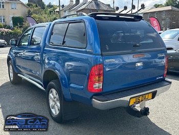 Used Toyota Hilux 2010 for sale - 75464021: Photo