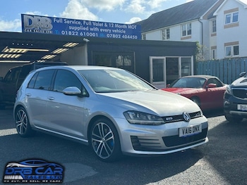 Used Volkswagen Golf 2016 for sale - 75697400: Photo