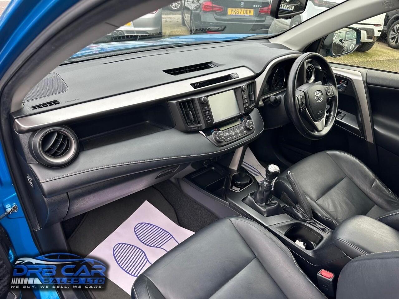 Used Toyota RAV4 2016 for sale - 76423729: Photo 18