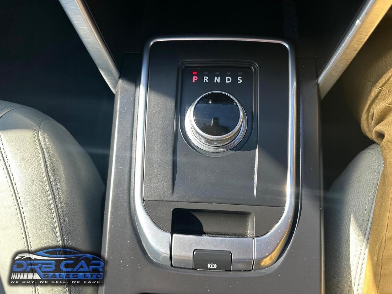 Used Land Rover Discovery Sport 2015 for sale - 76094508: Photo 32