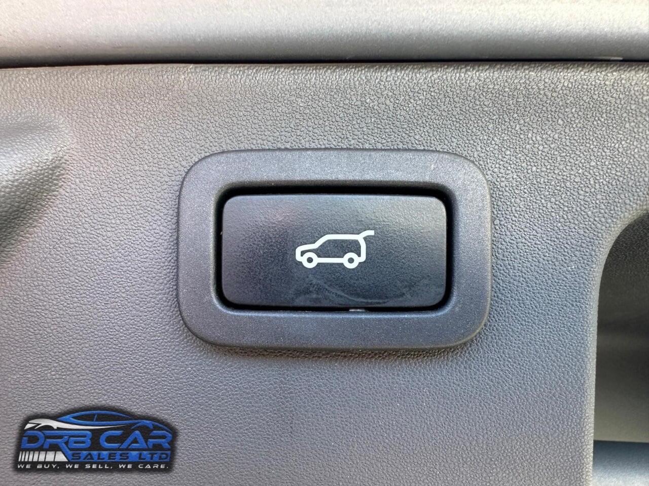 Used Land Rover Discovery Sport 2015 for sale - 76094508: Photo 38