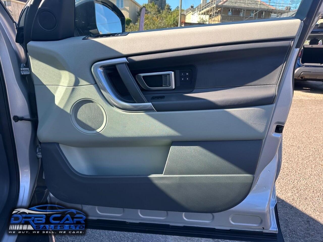 Used Land Rover Discovery Sport 2015 for sale - 76094508: Photo 40