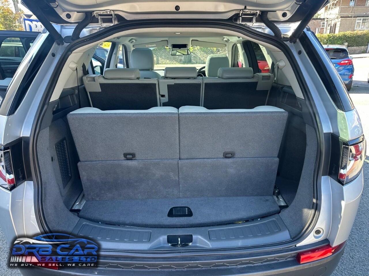 Used Land Rover Discovery Sport 2015 for sale - 76094508: Photo 9