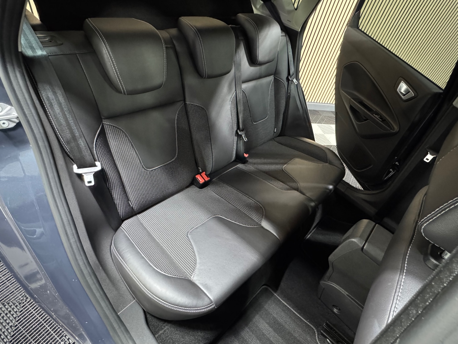 Used Ford Fiesta 2014 for sale - 76268663: Photo 9