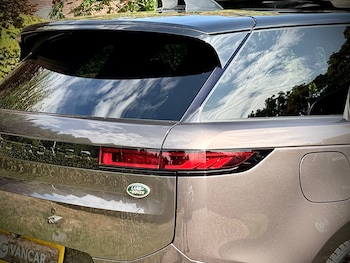 Used Land Rover Range Rover Sport 2023 for sale - 79542168: Photo