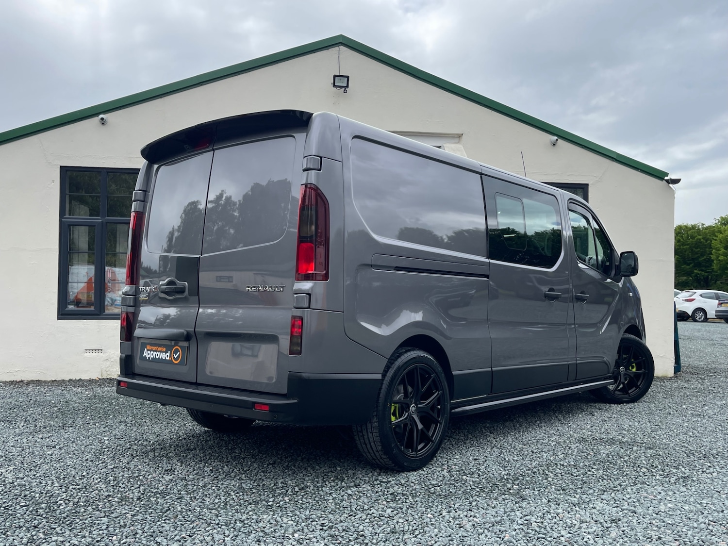 Used Renault Trafic 2017 for sale - 77087361: Photo 2