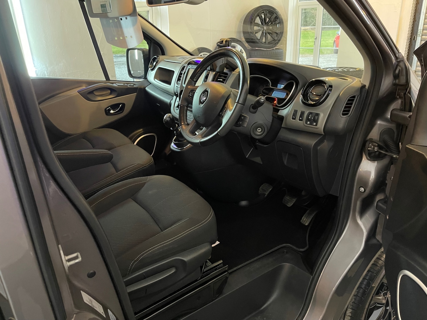 Used Renault Trafic 2017 for sale - 77087361: Photo 5