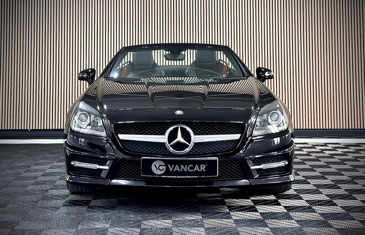 Used Mercedes-Benz SLK 2015 for sale - 77901876: Photo 10