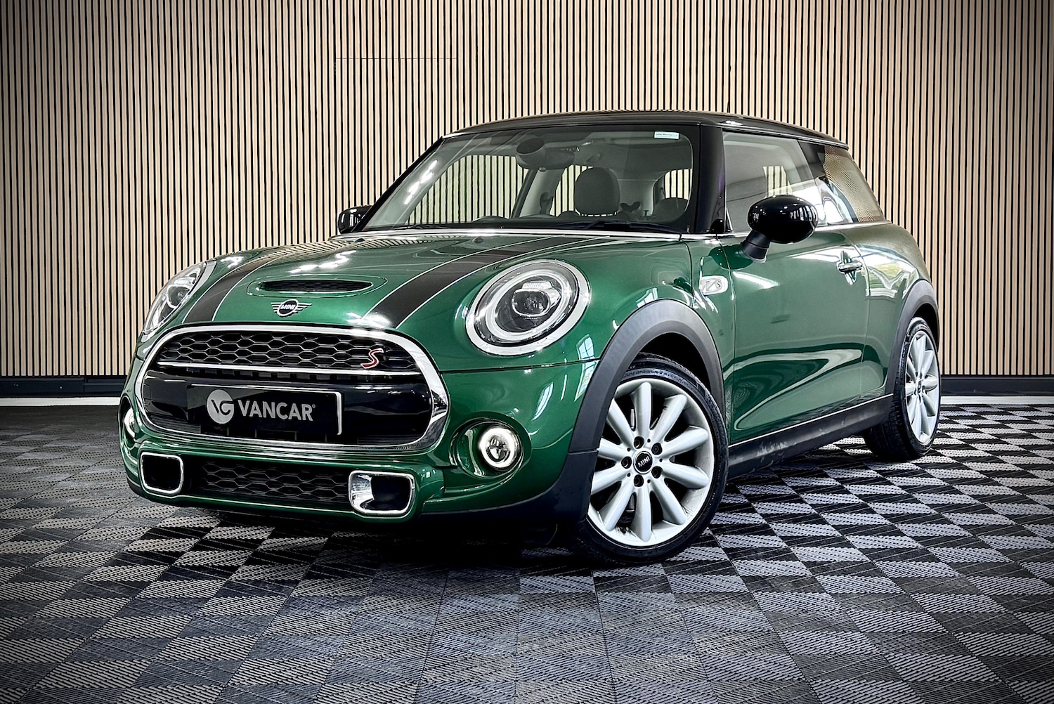 Used MINI Hatch 2020 for sale - 78197173: Photo 2