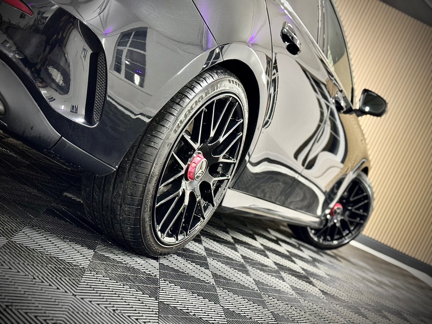 Used Mercedes-Benz A-Class 2018 for sale - 77289570: Photo 5